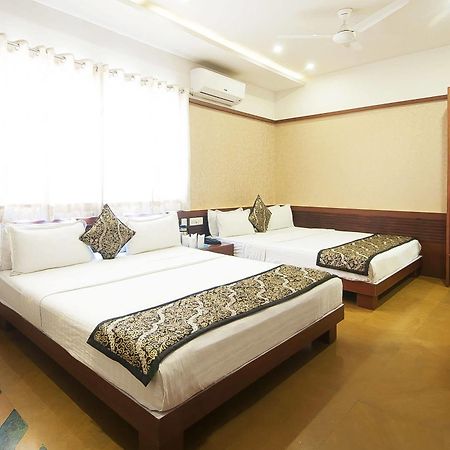 Uddhav Vilas A Family Hotel Udaipur Buitenkant foto