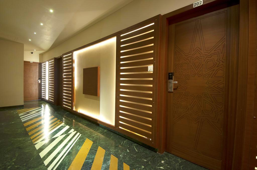 Uddhav Vilas A Family Hotel Udaipur Buitenkant foto